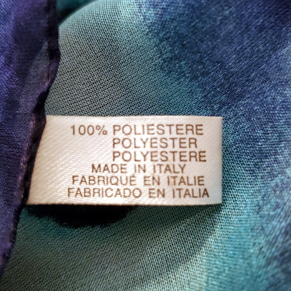 Blue Black Italian polyester scarf 48" X 60" NWOT - Picture 2 of 2